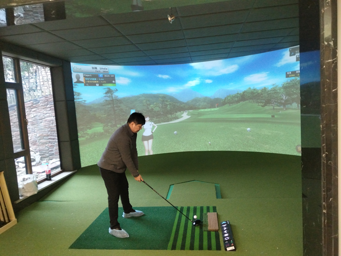 广西室内高尔夫 软件数据准确 详细分辨率高全高清图像球距球速左旋右旋远近